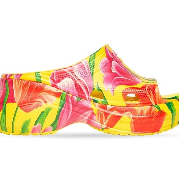 Vibrant and comfortable! Worn once !!! Just like new! - Picture 3 of 4